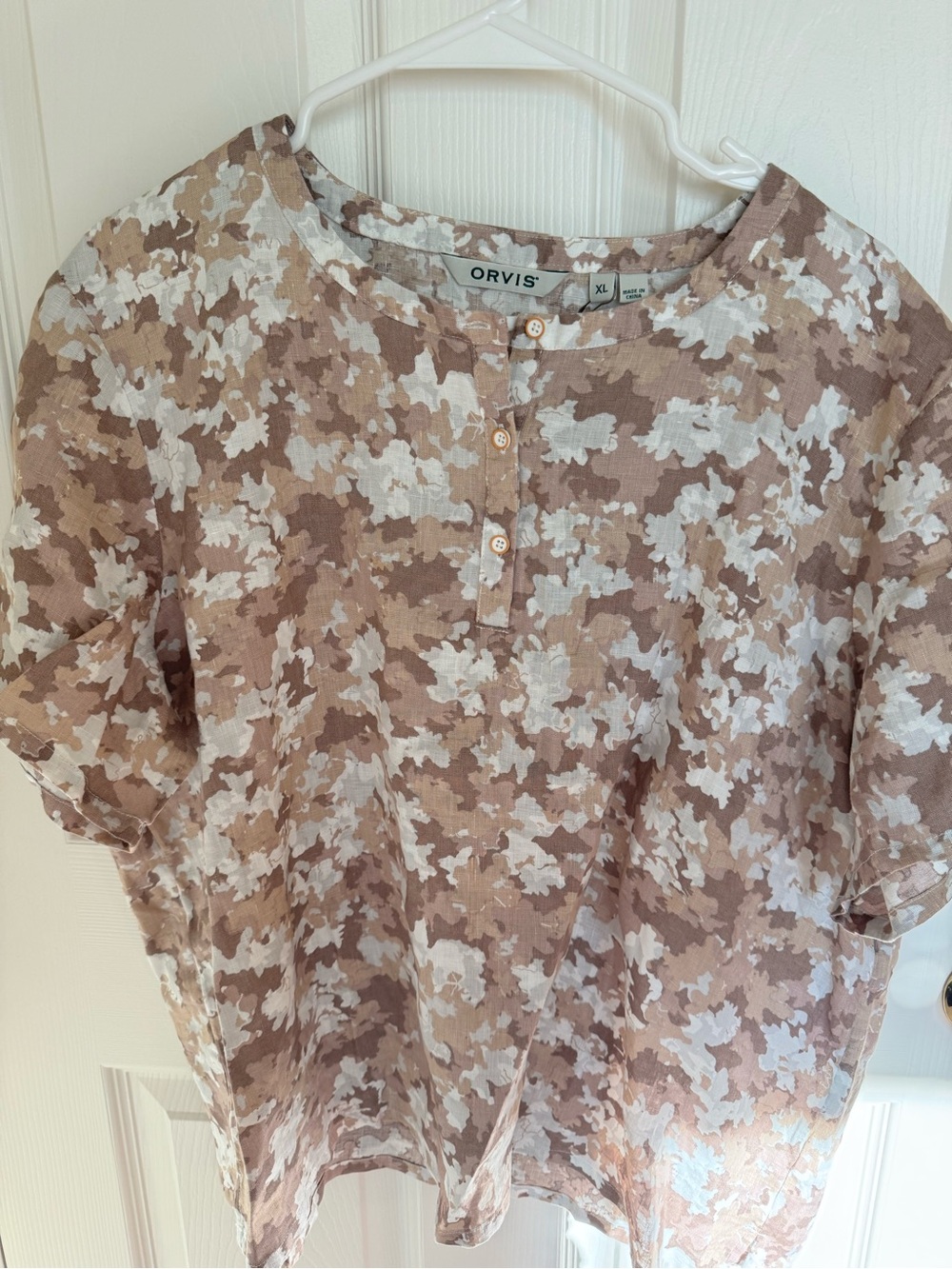 Orvis Womens Short Sleeve Floral Henley Top in Beige and White